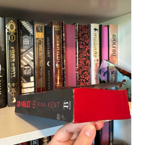 God Of Malice By Rina Kent Signed Deluxe Edition W/ Sprayed Edges - Picture 7 of 8